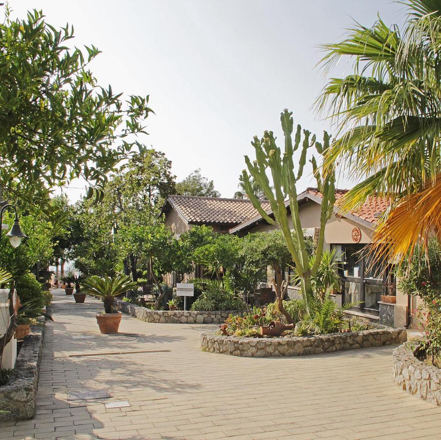 Costa Degli Dei Resort Capo Vaticano Exteriér fotografie