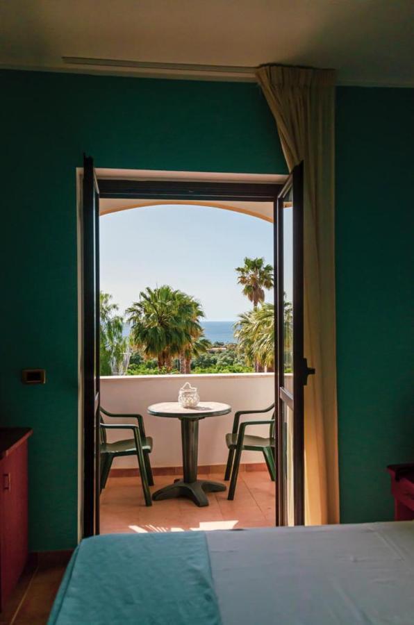 Costa Degli Dei Resort Capo Vaticano Exteriér fotografie